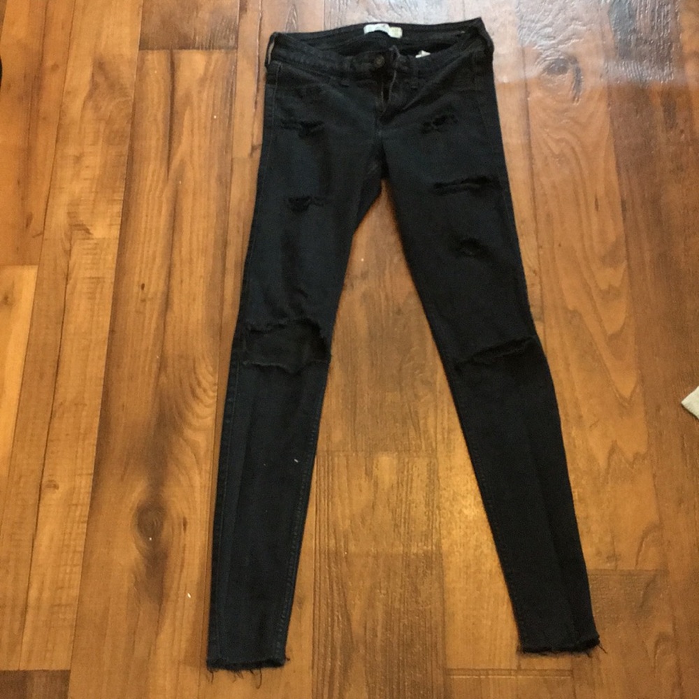 Hollister Ripped jeans